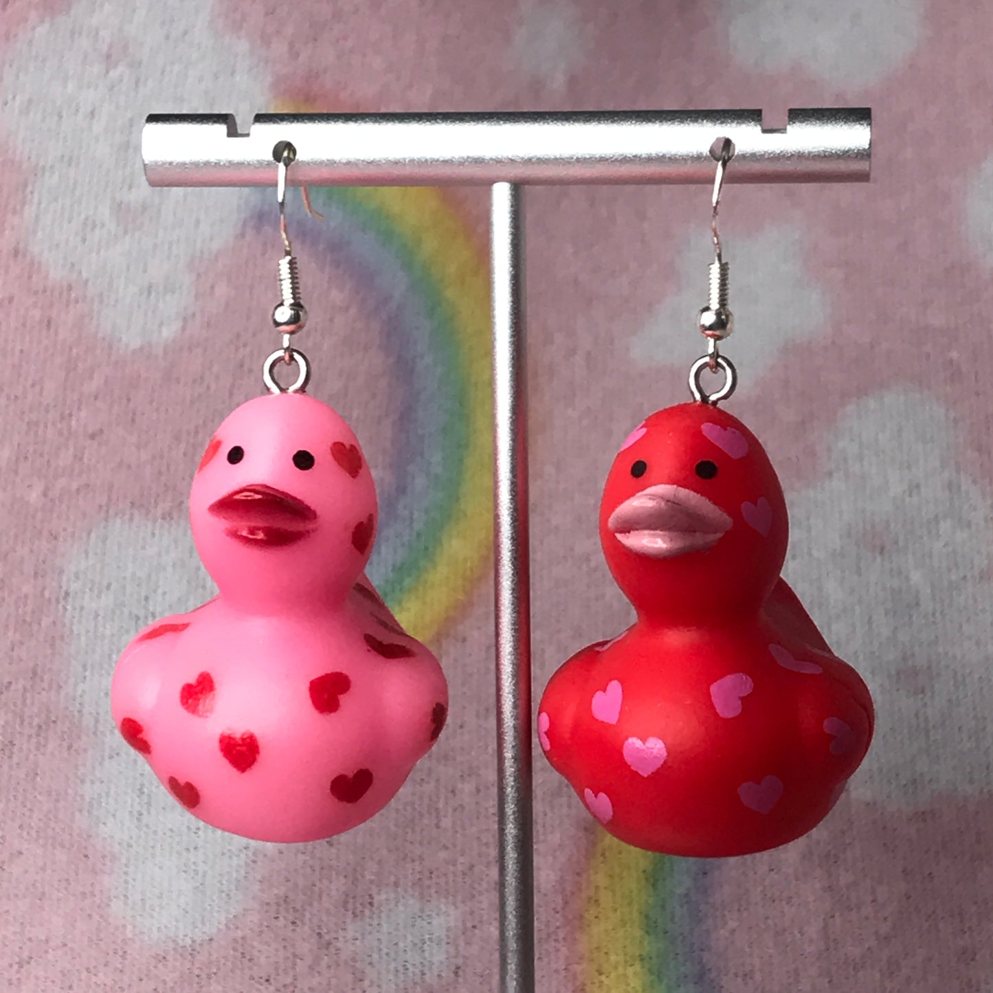 valentine heart duck earrings